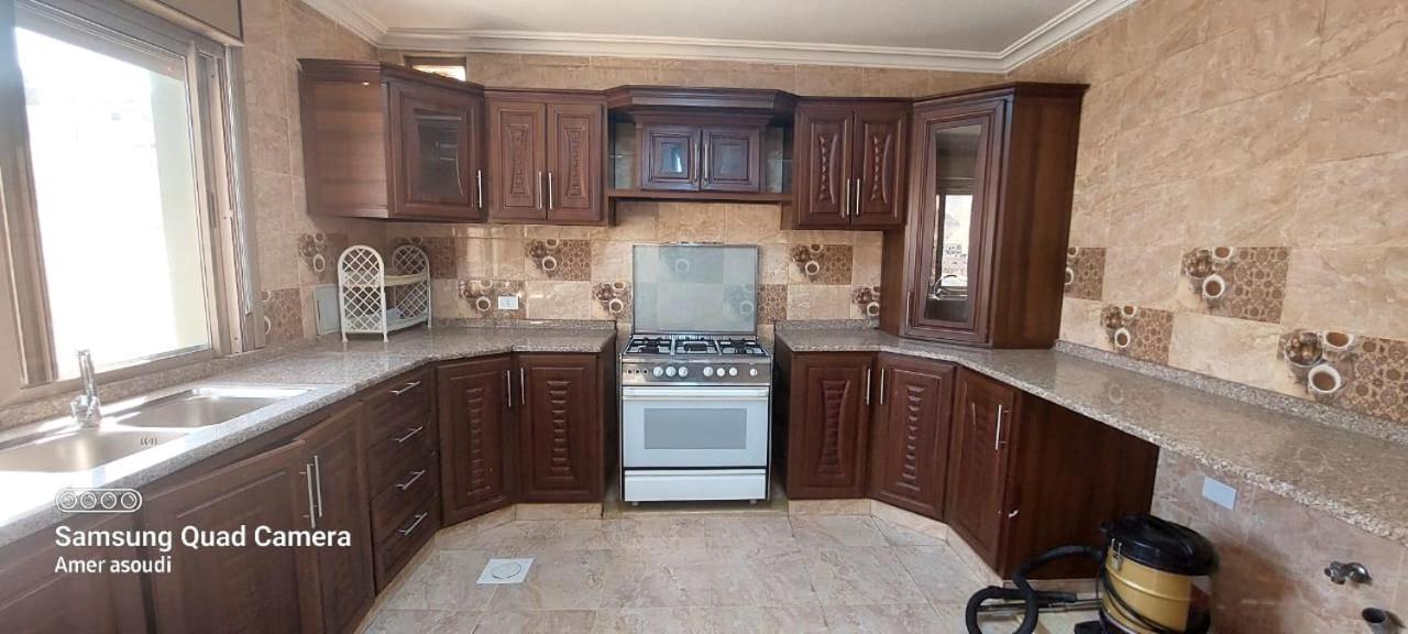 Noor Apartment Wadi Musa Exterior photo