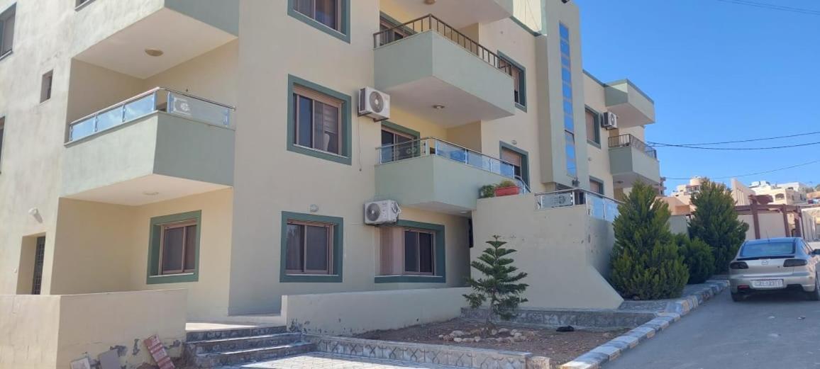 Noor Apartment Wadi Musa Exterior photo
