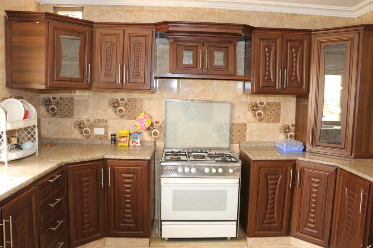 Noor Apartment Wadi Musa Exterior photo